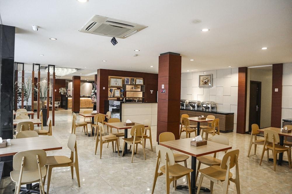 Hana Hotel Batam Exteriér fotografie